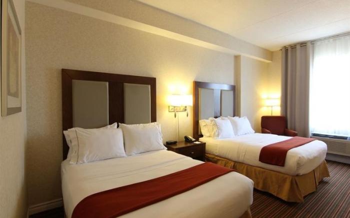 Holiday Inn Express Whitby Oshawa By IHG