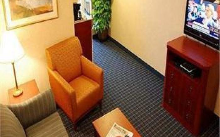 Holiday Inn Express Belleville By IHG