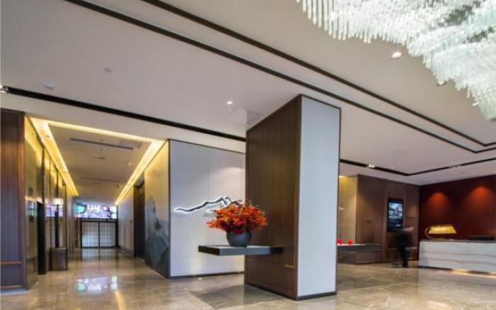 Echeng Hotel Changsha Evening News
