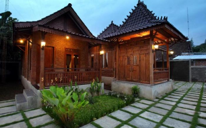 Omah Teras Bata Guesthouse