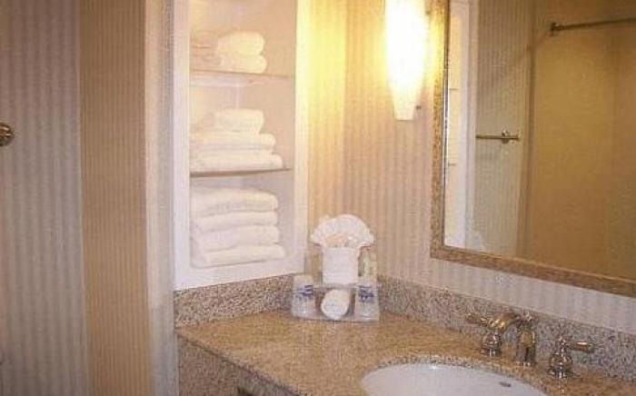 Holiday Inn Express Hotel & Suites Drums-Hazelton By IHG