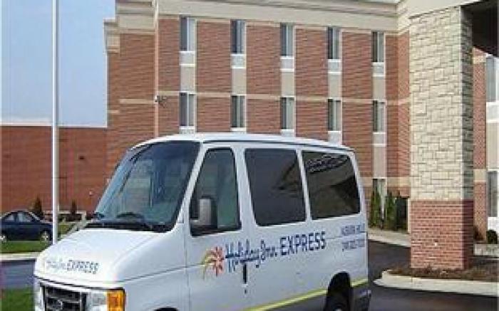 Holiday Inn Express Hotel & Suites Auburn Hills By IHG