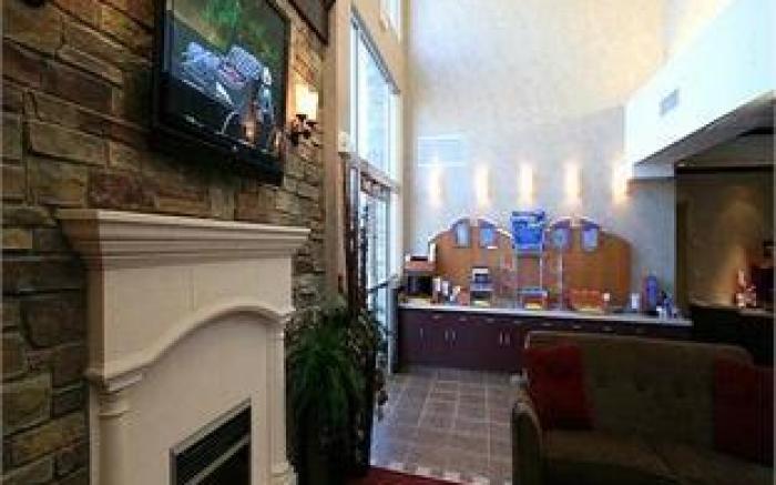 Holiday Inn Express Hotel & Suites Andover East 54 Wichita By IHG