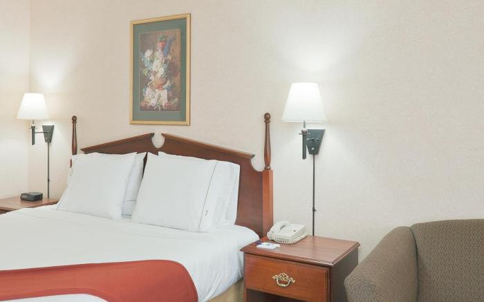 Best Western Plus Coldwater Hotel