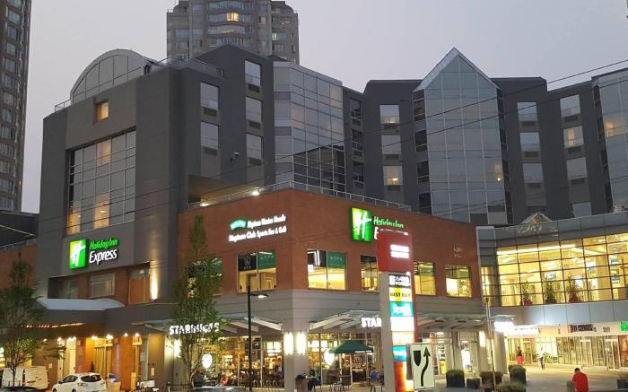 Holiday Inn Express Vancouver-Metrotown (Burnaby) By IHG