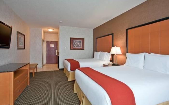 Holiday Inn Express Calgary South By IHG