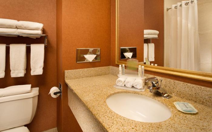 Holiday Inn Express & Suites Chambersburg By IHG