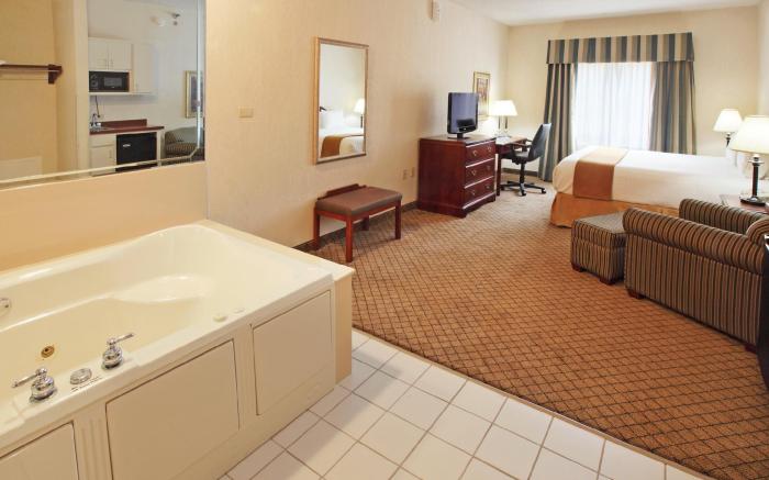 Holiday Inn Express Camden Hotel By IHG