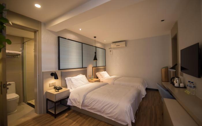 Borrman Hotel Hefei Guogou Plaza Sanli'an Metro Station