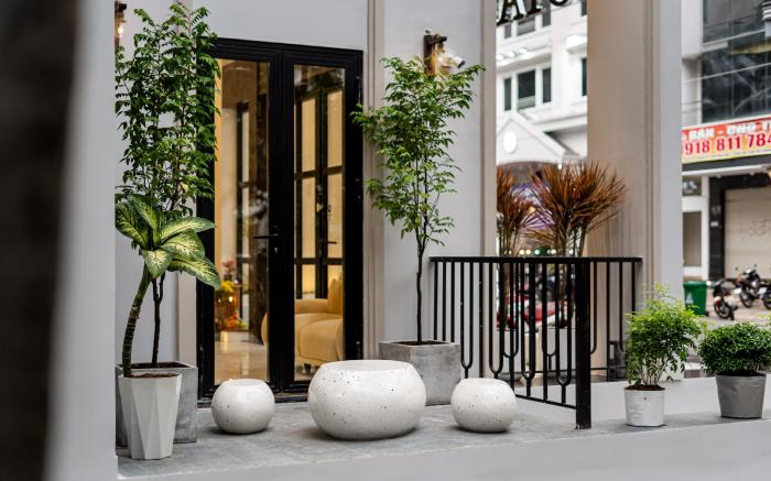 The Royal Hotel and Apartment Phu My Hung