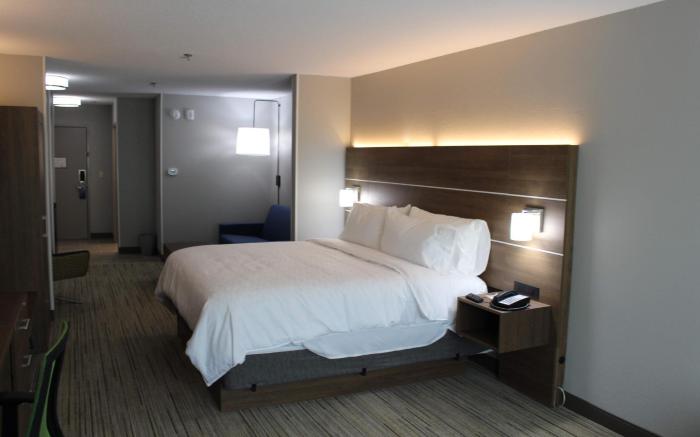 Holiday Inn Express Hotel and Suites Enterprise By IHG