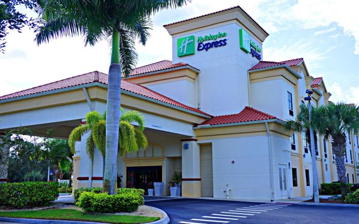 Holiday Inn Express Stuart By IHG