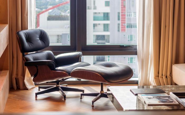 The Craftsman by ALV, 3BR Elegant