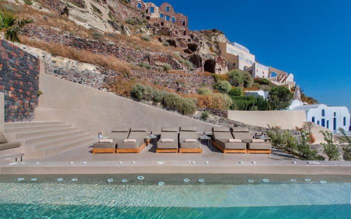 Old Castle Oia