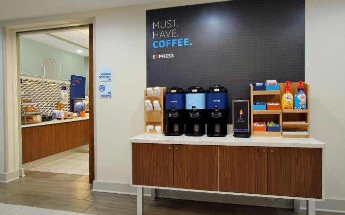 Holiday Inn Express Knoxville-Strawberry Plains By IHG
