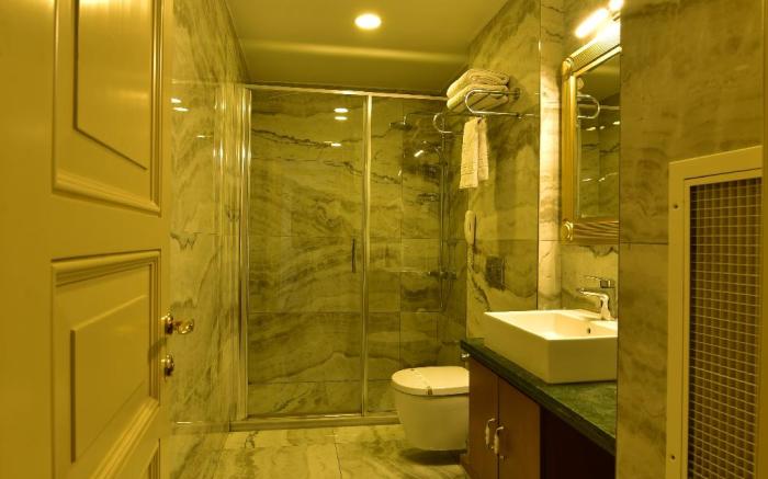 Meserret Palace Hotel