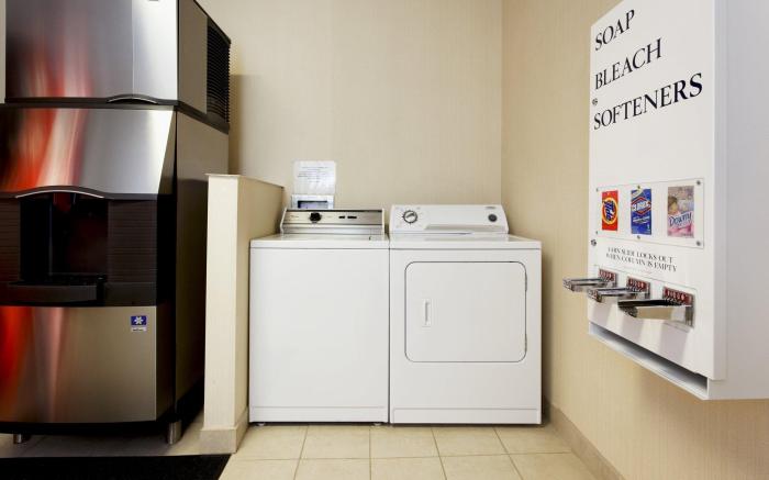 Holiday Inn Express Hotel & Suites Burleson - Fort Worth By IHG