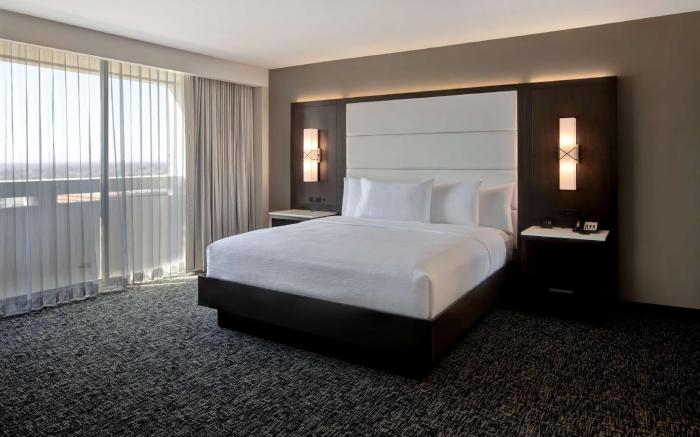 Embassy Suites by Hilton Oklahoma City Northwest