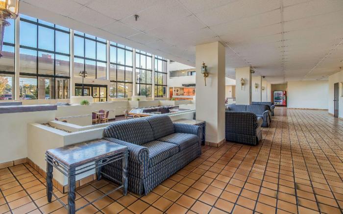 Clarion Hotel Jackson Northwest