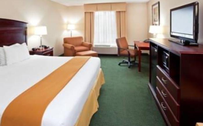 Holiday Inn Express White House By IHG