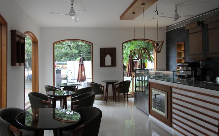 Hotel Bhasuri Inn 