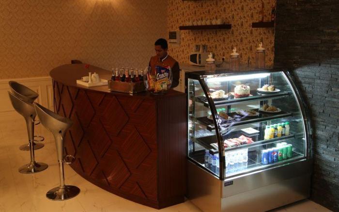 Land Beach Al Aqiq