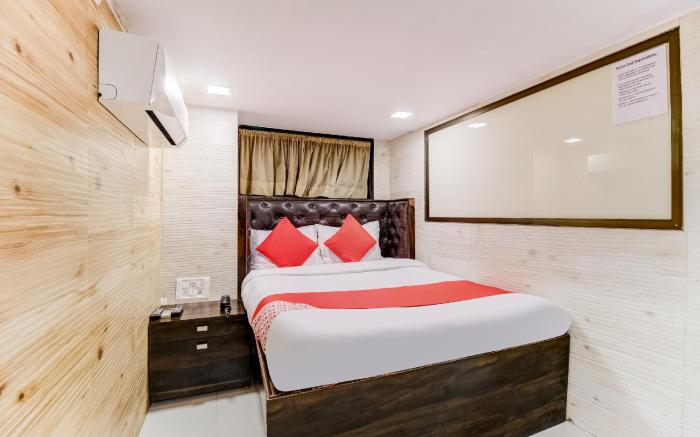 OYO 48703 Hotel Qamar