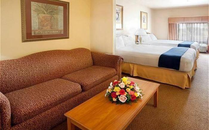Holiday Inn Express Hotel & Suites Mission-McAllen Area By IHG