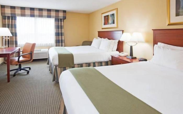 Holiday Inn Express Hotel & Suites-St. Paul