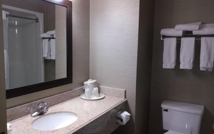 Holiday Inn Express Hotel & Suites Waterford By IHG