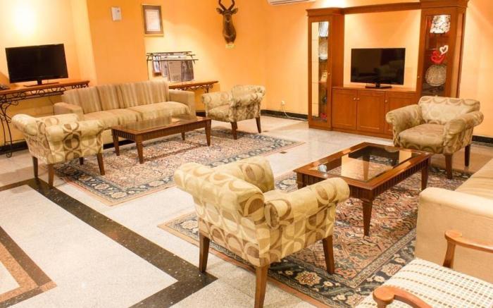 Travellers Suites Serviced Apartments