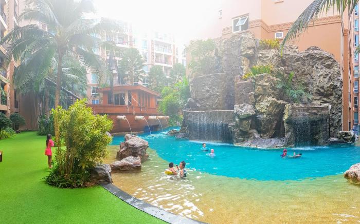 Atlantis Condo Resort GP