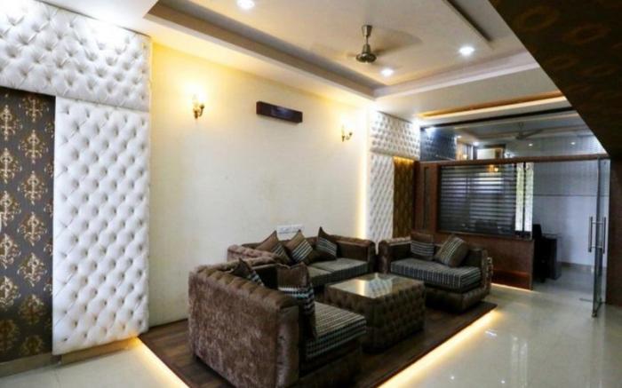 Hotel Maharani Regency, Zirakpur