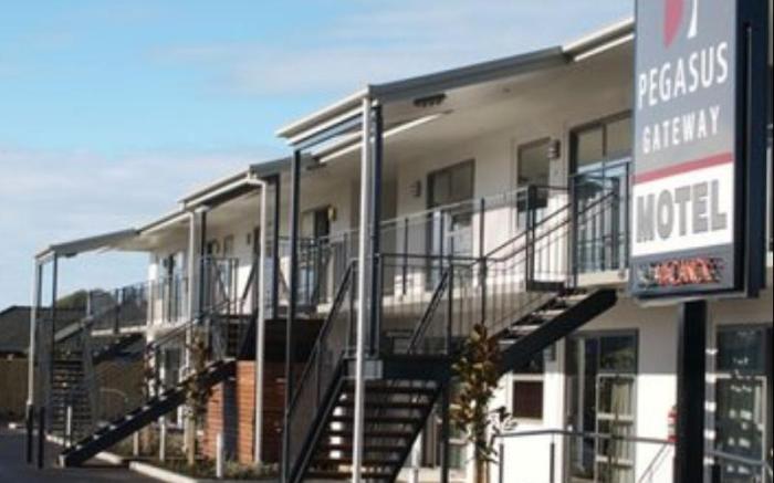 Pegasus Gateway Motels and Apartments