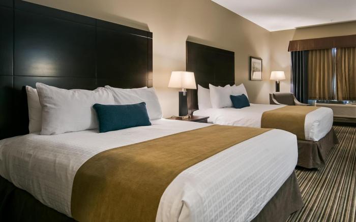 Best Western Plus Fort Saskatchewan Inn and Suites