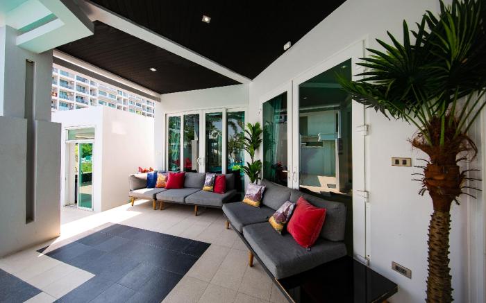 LUXURY Pool Villa Pattaya 4 Bedroom