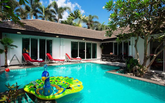 CRYSTAL Pool Villa Pattaya, 4 Bedroom 