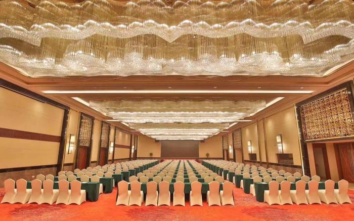 Hangzhou Qianjiang New City SSAW Hotel