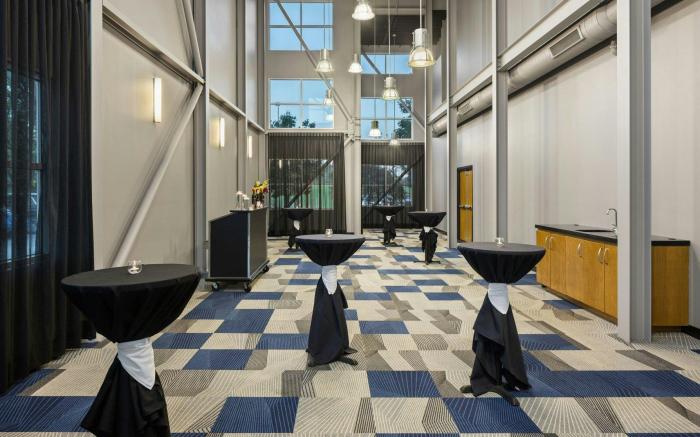 Delta Hotels Milwaukee Northwest