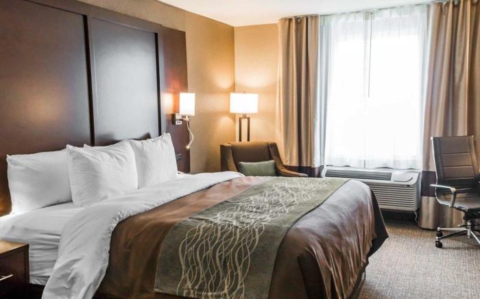 Comfort Inn & Suites