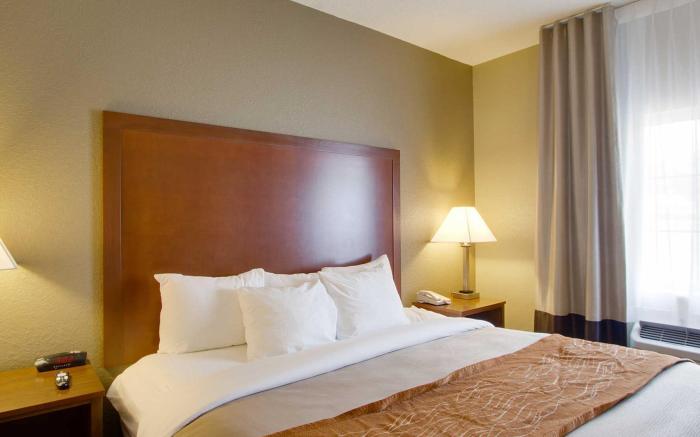 Comfort Inn & Suites Bellevue - Omaha Offutt AFB