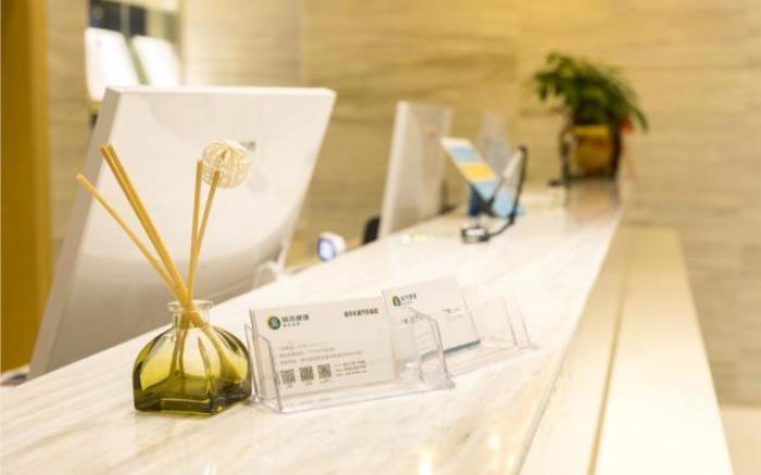 City Comfort Inn Xinfeng High-speed Railway West Station Yingbin Avenue