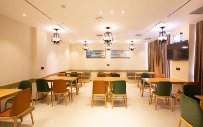 City Comfort Inn Zhengzhou Economic Development Zone International Racetrack Fantawild