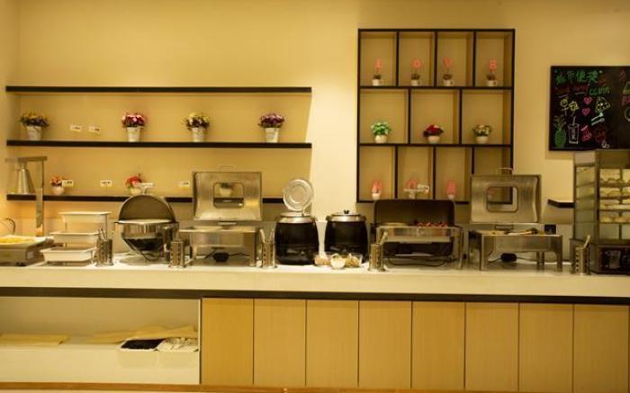 City Comfort Inn Huanggang Luotian Yishui Waitan