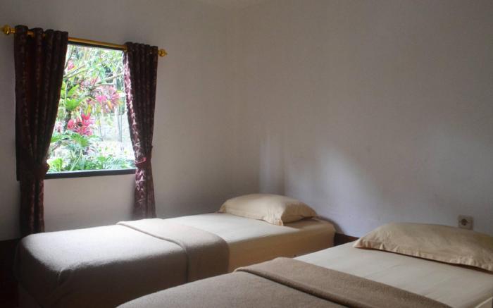 Aquarius Orange Hotel & Villa