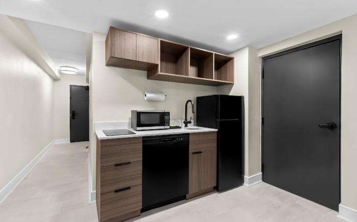 Latitude Suites Tinton Falls Eatontown,BW Premier Collection