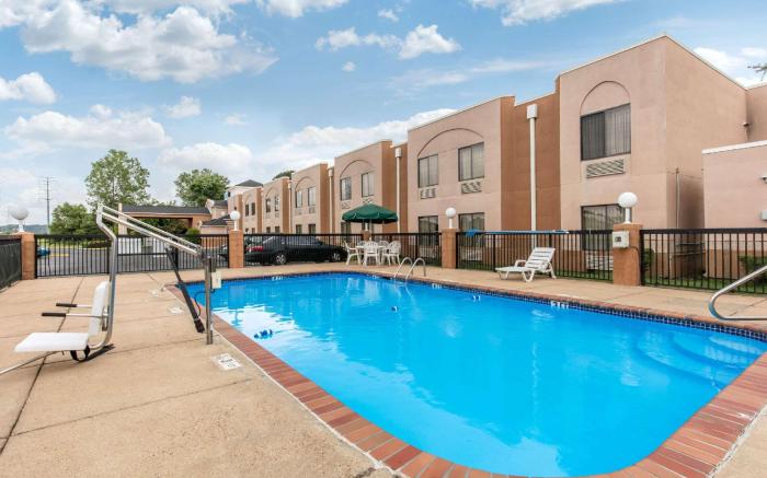 Classic Inn By OYO I- 240 Near Memphis Airport