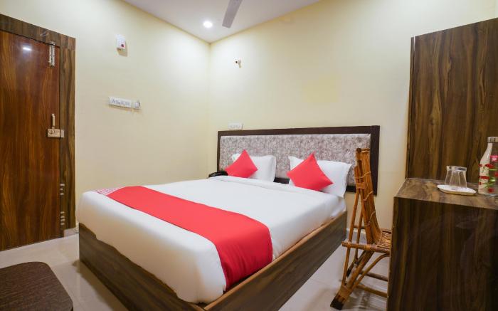 Hotel O R Square Stay Near LB Nagar Metro