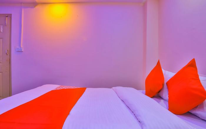 OYO 656 Hotel Shree Guru