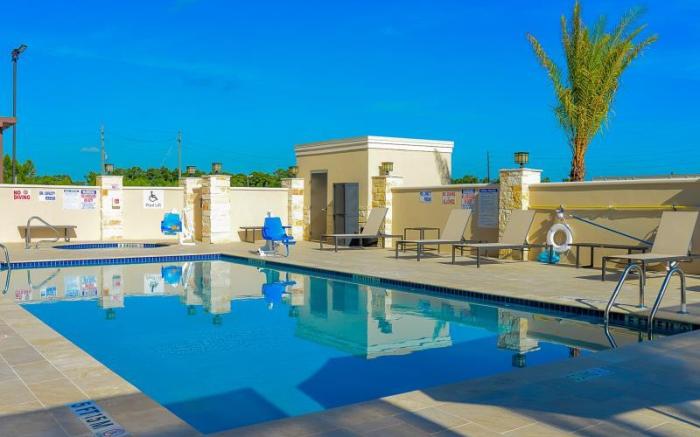 Holiday Inn Houston NE-Bush Airport Area By IHG